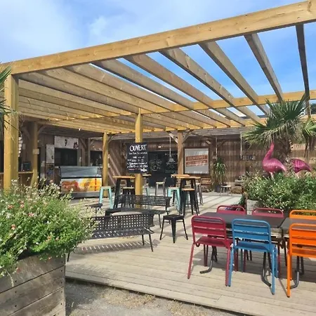 Mobil-home 98 مكان تخييم ناربون